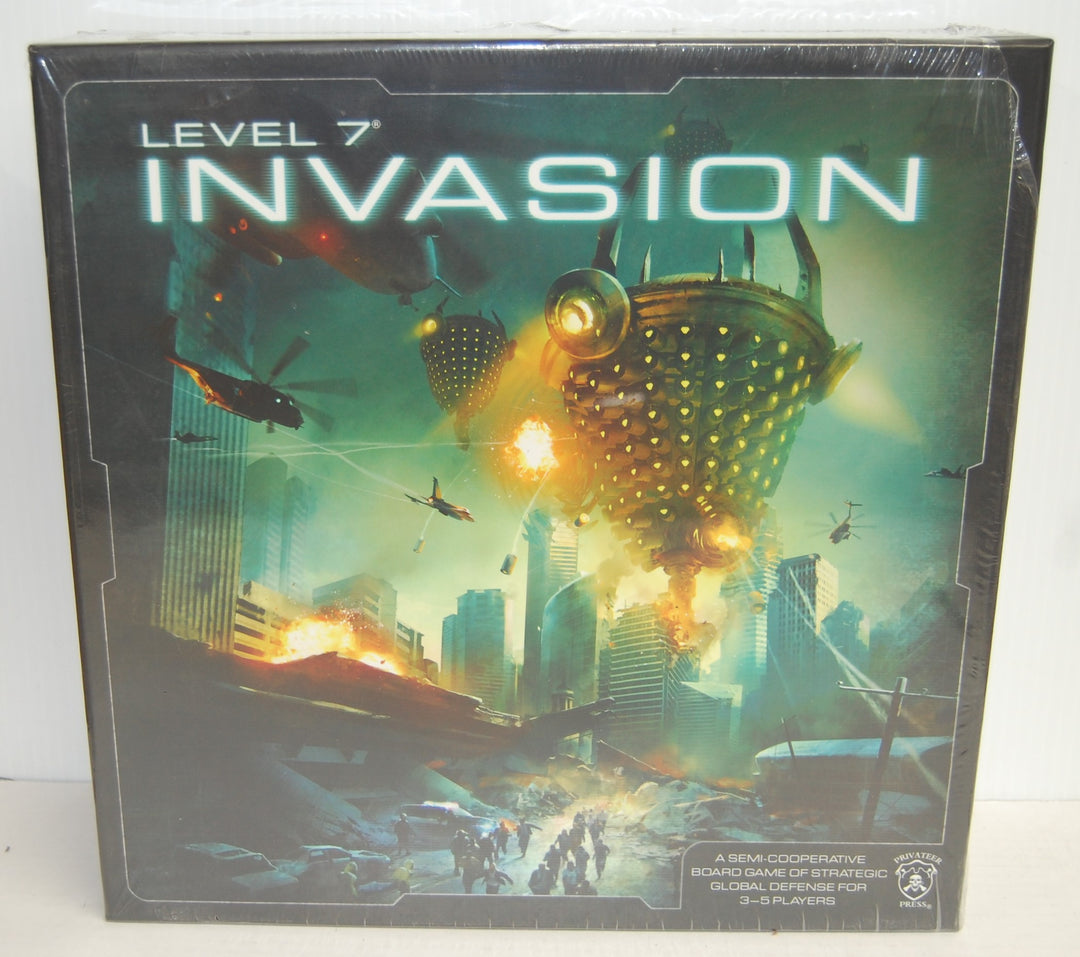 Level 7 Invasion - Board Game