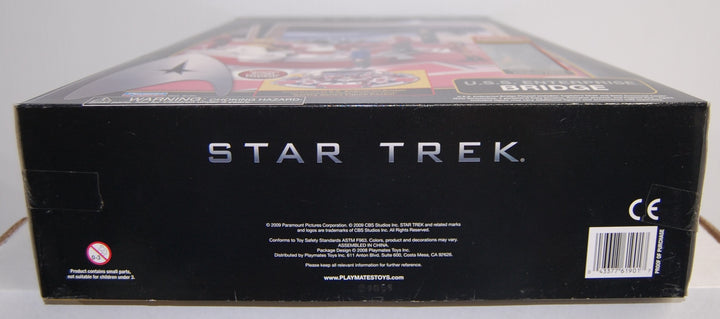 Star Trek 2009 Movie - U.S.S. Enterprise Bridge Set w/ Captain Kirk Figure