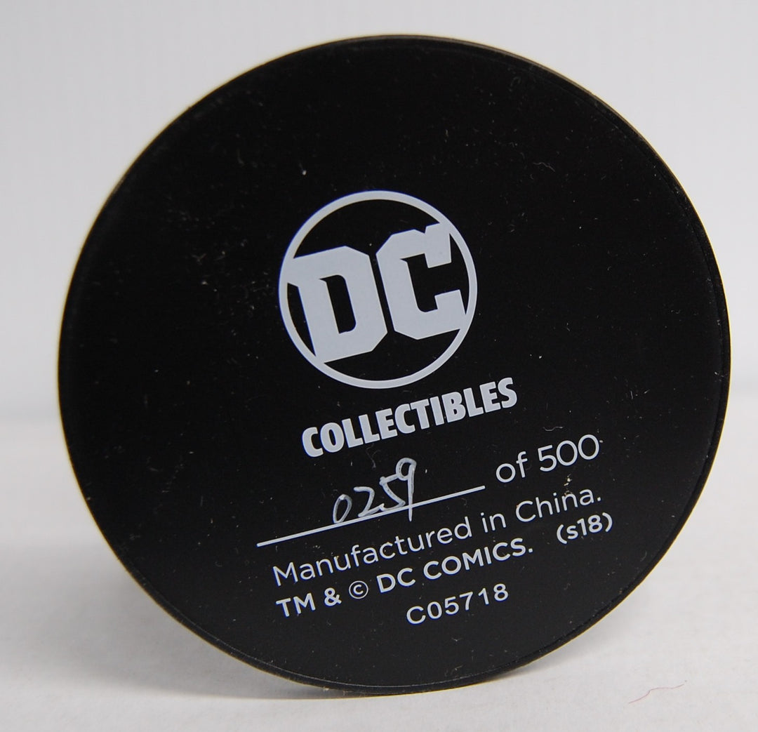 DC Artists Alley Wonder Woman by Chris Uminga (Black & White Variant)  # 259/500