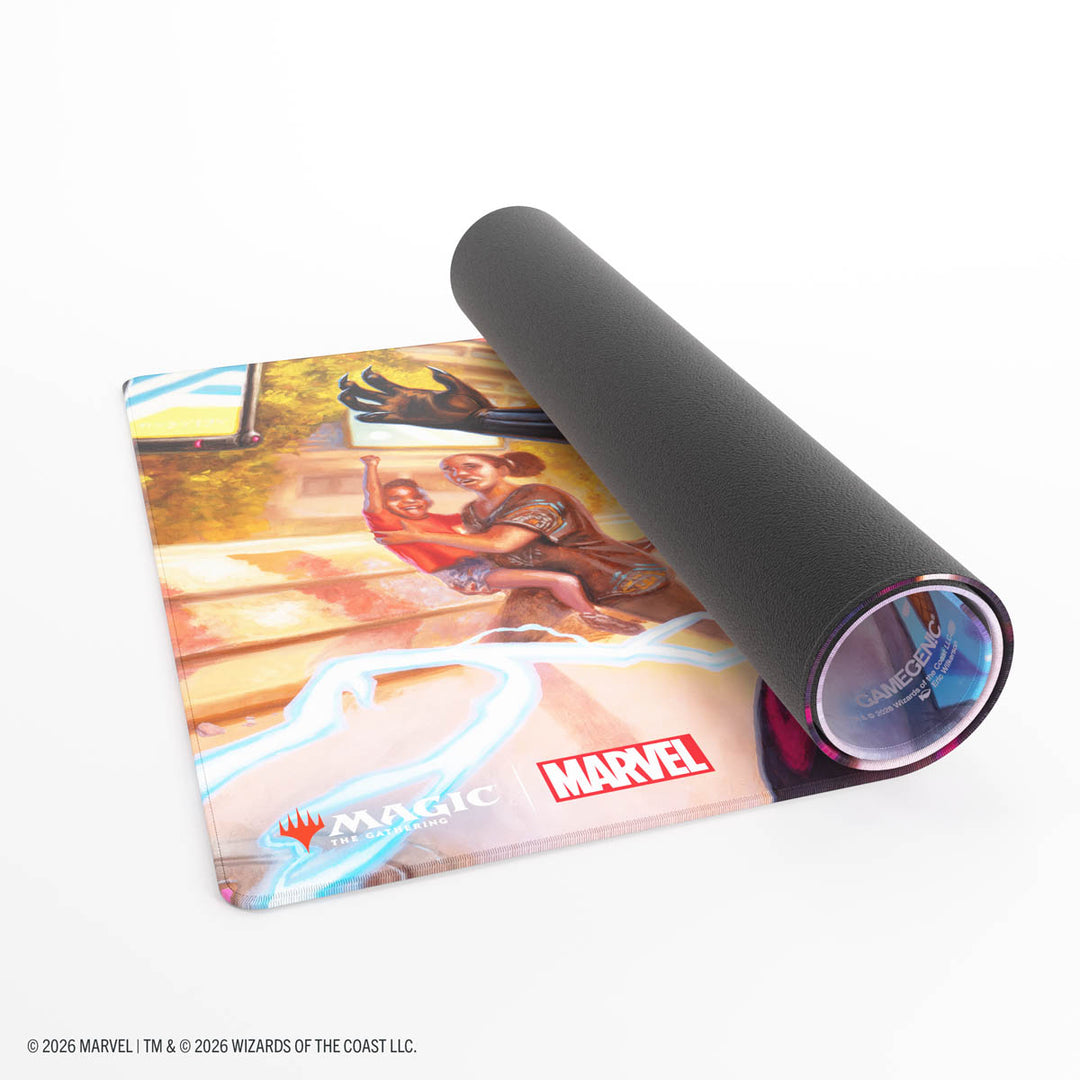 Magic the Gathering: Marvel Super Heroes Shiny Playmat - Striking Black Panther