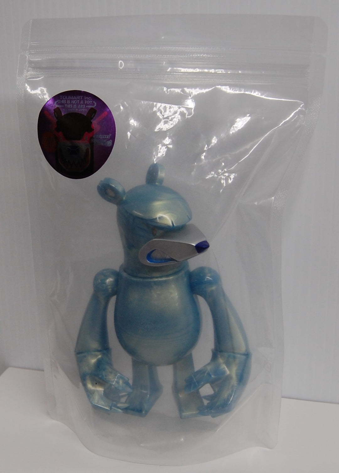 Knuckle Bear (Pale Blue Shimmer) Touma/ Toumart Sofubi Japan