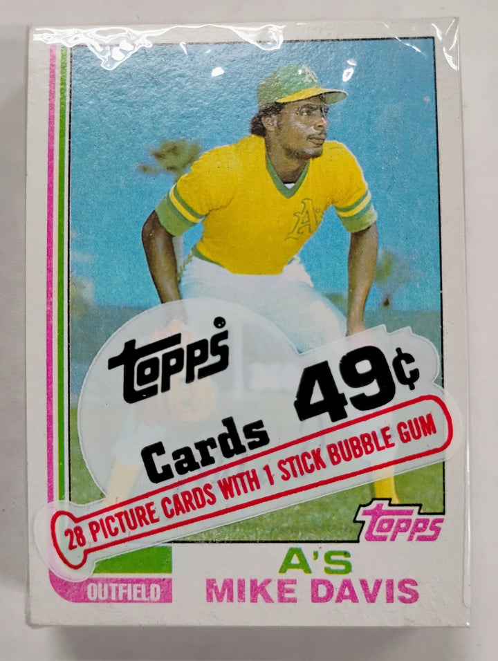 1982 Topps Baseball Cello Pack